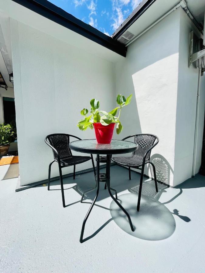 Our Lovely Nest, Free Parking & Wi-Fi ไมอามี ภายนอก รูปภาพ